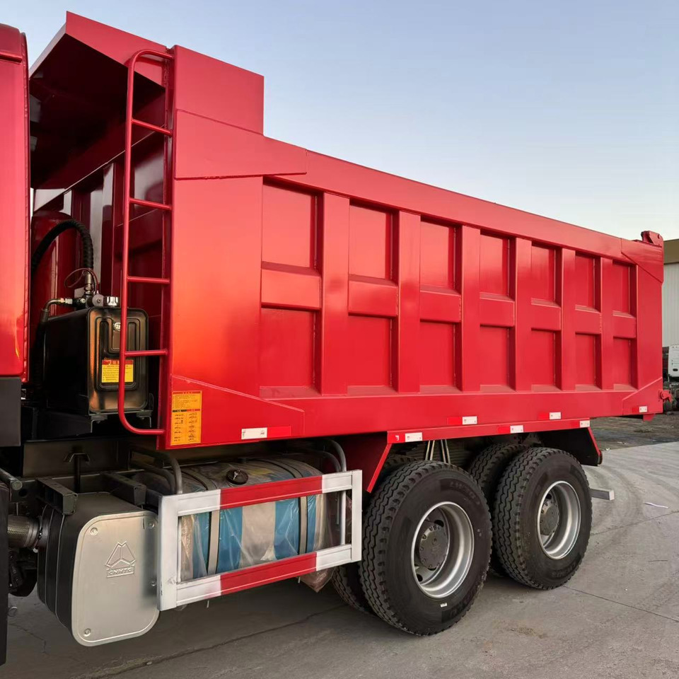 HOWO 371 6*4 - Tipper: picture 4 HOWO 371 6*4 - Tipper: picture 4