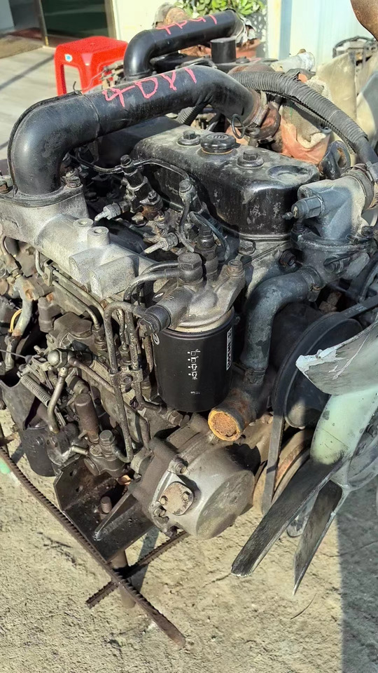 ISUZU 4BG1 - Engine for Excavator: picture 3 ISUZU 4BG1 - Engine for Excavator: picture 3