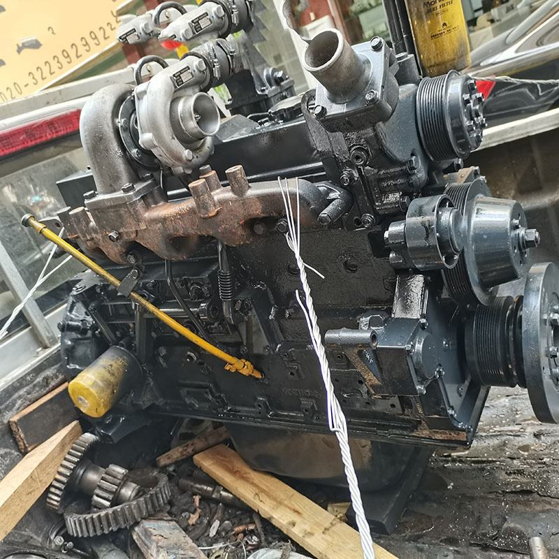 KOMATSU 6D95 - Engine for Excavator: picture 2 KOMATSU 6D95 - Engine for Excavator: picture 2