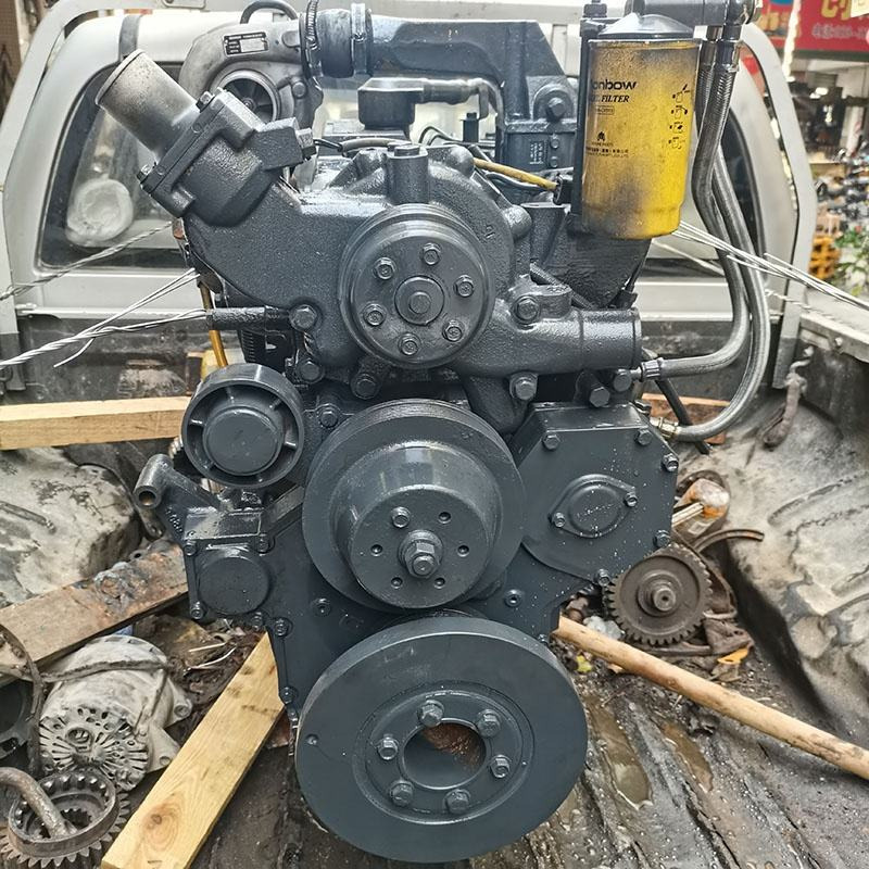 KOMATSU 6D95 - Engine for Excavator: picture 3 KOMATSU 6D95 - Engine for Excavator: picture 3