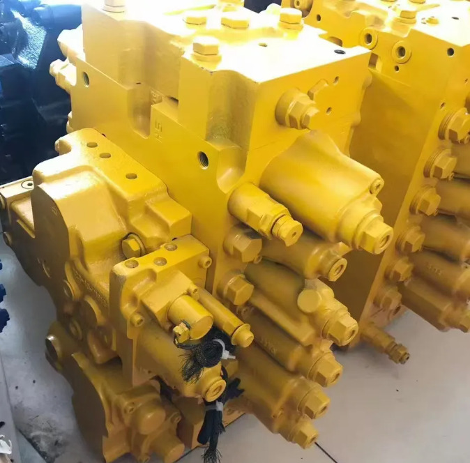 KOMATSU - Valve for Excavator: picture 5 KOMATSU - Valve for Excavator: picture 5