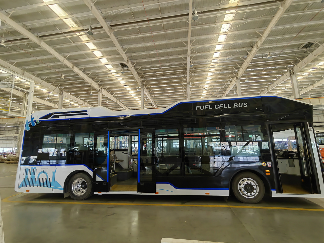 Fuel cell bus - City bus: picture 1 Fuel cell bus - City bus: picture 1