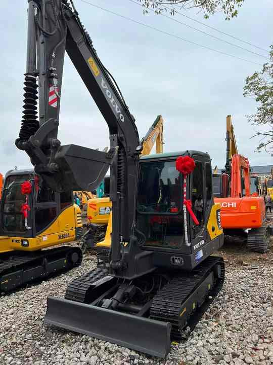 High Quality Used Volvo EC60D Excavator for Sale 6 Ton Compact Machine, Excellent Condition, Ready for Work! - Crawler excavator: picture 3 High Quality Used Volvo EC60D Excavator for Sale 6 Ton Compact Machine, Excellent Condition, Ready for Work! - Crawler excavator: picture 3