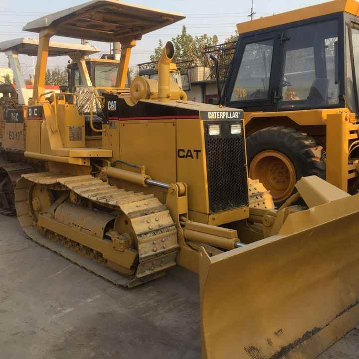 Mini CAT Bulldozer D3c D3 D3k D3m D4h D4m D4k D5h D5g D5k D5m Used Bulldozer with Ripper for Sale - Bulldozer: picture 1 Mini CAT Bulldozer D3c D3 D3k D3m D4h D4m D4k D5h D5g D5k D5m Used Bulldozer with Ripper for Sale - Bulldozer: picture 1