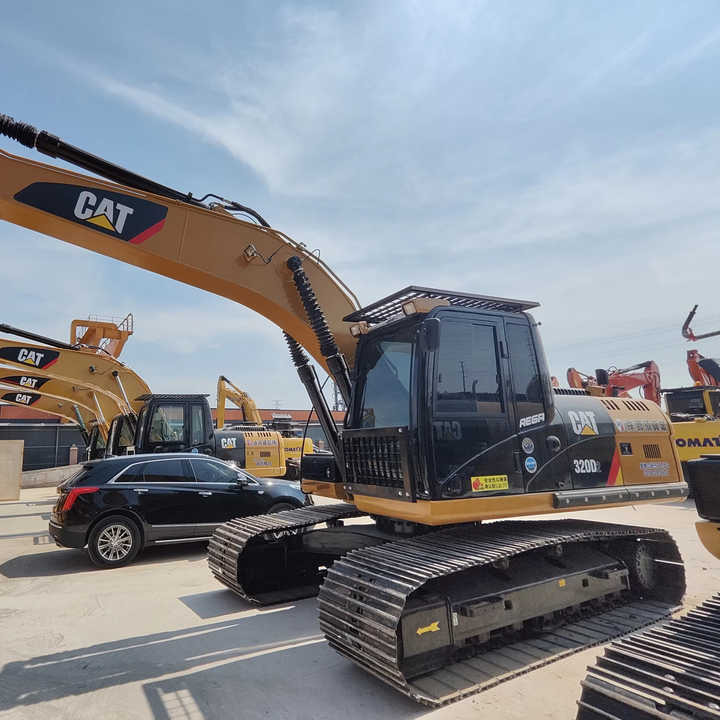 USED CAT 320 Excavator with Wide Track Shoe for Sale - Excavator: picture 1 USED CAT 320 Excavator with Wide Track Shoe for Sale - Excavator: picture 1