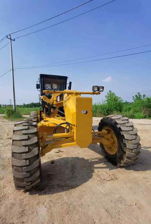 Used Caterpillar CAT 140k Land Road Motor Grader CAT140k Used Grader Cheap Price for Sale - Grader: picture 2 Used Caterpillar CAT 140k Land Road Motor Grader CAT140k Used Grader Cheap Price for Sale - Grader: picture 2