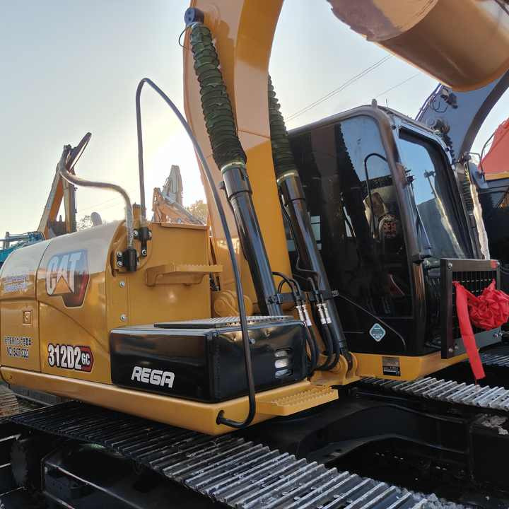 Used Caterpillar Cat312D2GC Excavator Original Japan Heavy Machinery Caterpillar 312D2GC Excavator for Sale - Crawler excavator: picture 4 Used Caterpillar Cat312D2GC Excavator Original Japan Heavy Machinery Caterpillar 312D2GC Excavator for Sale - Crawler excavator: picture 4