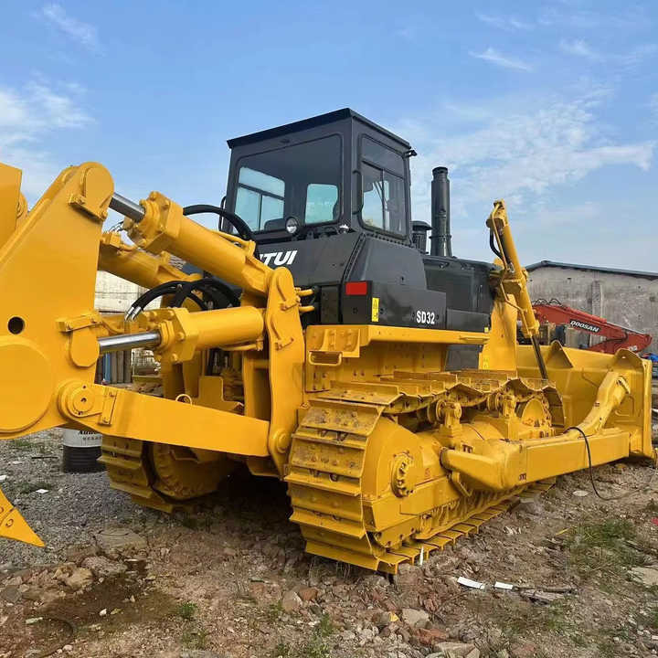 Used China Brand Shantui Sd32 Bulldozer in Stock High Quality Shantui Sd16 22 32 Bulldozer for Sale - Bulldozer: picture 1 Used China Brand Shantui Sd32 Bulldozer in Stock High Quality Shantui Sd16 22 32 Bulldozer for Sale - Bulldozer: picture 1