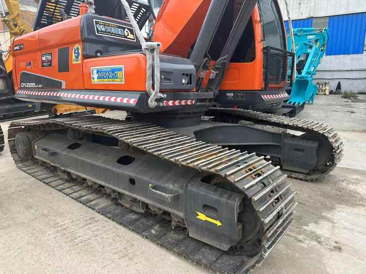 Used Digger Doosan DX225LC-9T Construction Machinery Construction Digger Used Doosan DX225LC-9T Cheap Excavator - Crawler excavator: picture 3 Used Digger Doosan DX225LC-9T Construction Machinery Construction Digger Used Doosan DX225LC-9T Cheap Excavator - Crawler excavator: picture 3