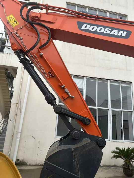 Crawler excavator Used Excavator Doosan DX300 Excavators Mini Equipment Earth Moving Machinery Doosan Digger Excavator for Sale: picture 6