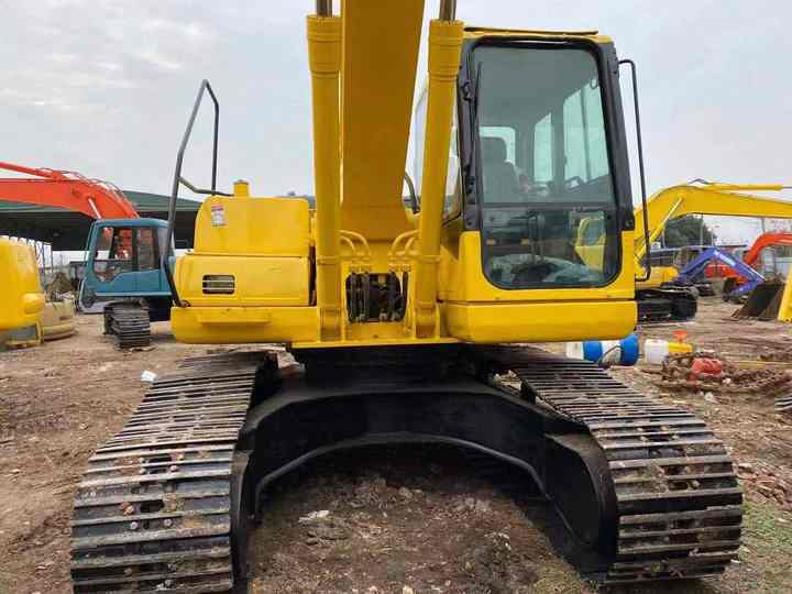 Used Good Quality Japan Original PC200-7 in Good Condition PC200-7 Komatsu - Crawler excavator: picture 4 Used Good Quality Japan Original PC200-7 in Good Condition PC200-7 Komatsu - Crawler excavator: picture 4