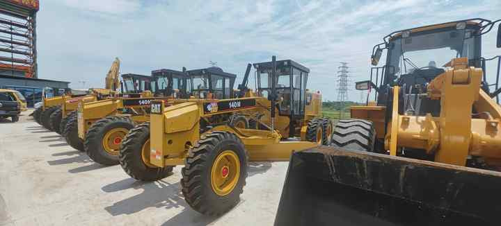 Used Japan Imported Caterpillar 140M Cat 140m Motor Grader with Good Quality and Low Price for Sale - Excavator: picture 5 Used Japan Imported Caterpillar 140M Cat 140m Motor Grader with Good Quality and Low Price for Sale - Excavator: picture 5