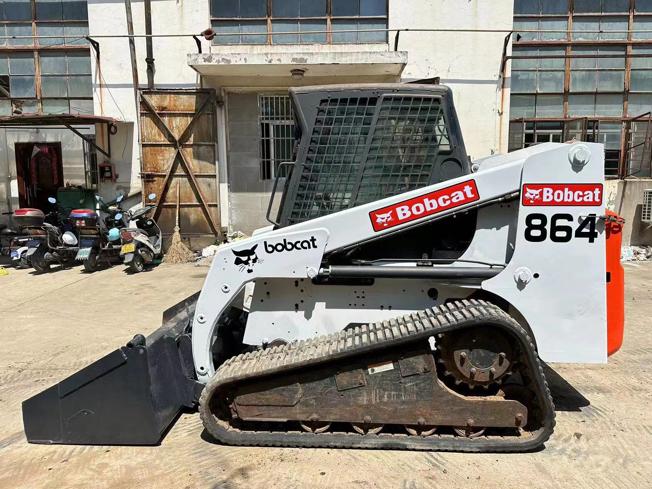 BOBCAT T864 - Skid steer loader: picture 5 BOBCAT T864 - Skid steer loader: picture 5