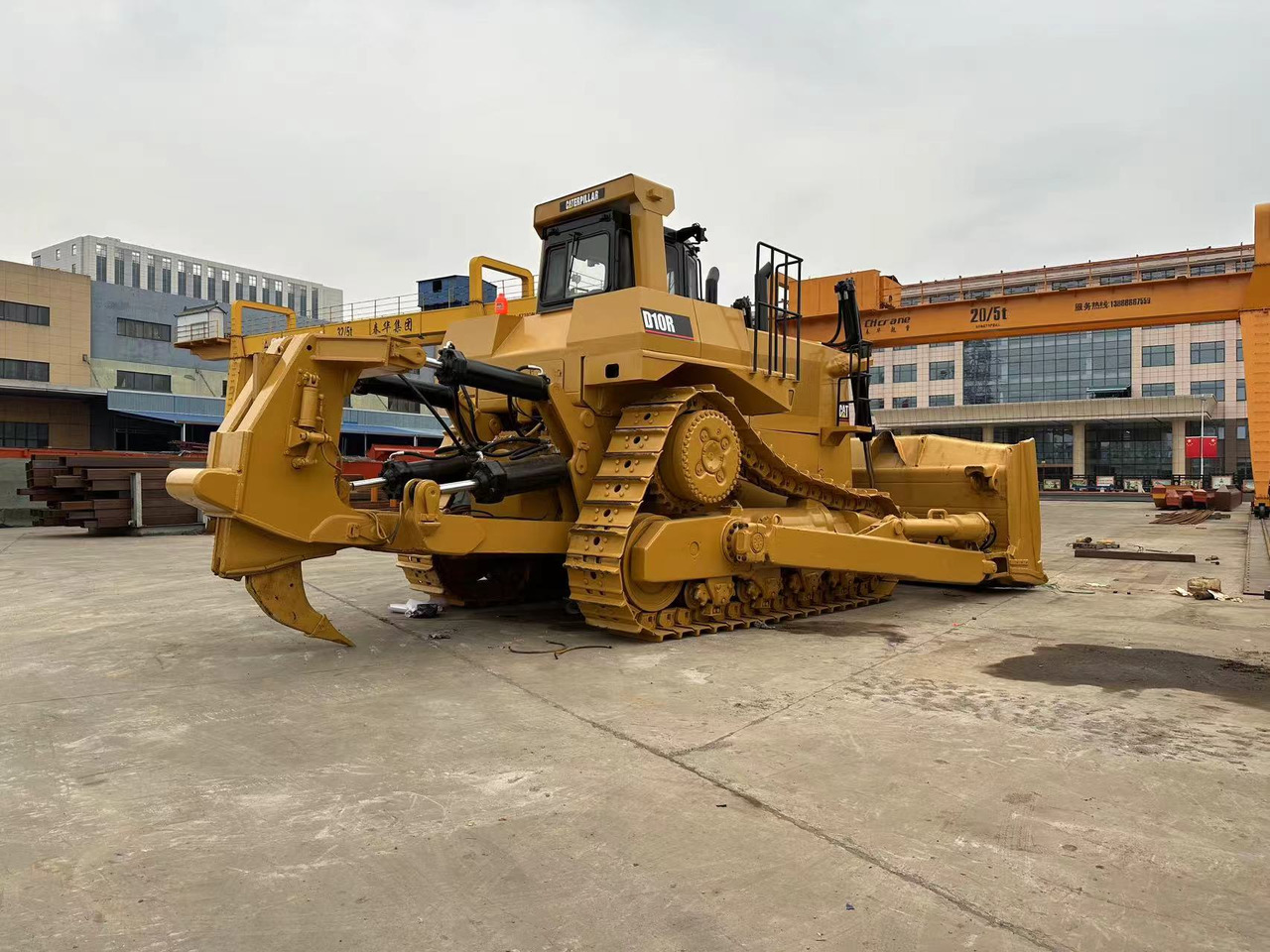 CATERPILLAR D10R - Bulldozer: picture 2 CATERPILLAR D10R - Bulldozer: picture 2