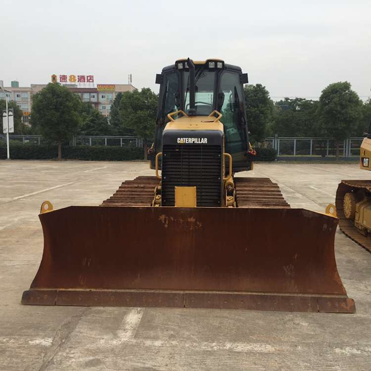 CATERPILLAR D4K - Bulldozer: picture 4 CATERPILLAR D4K - Bulldozer: picture 4