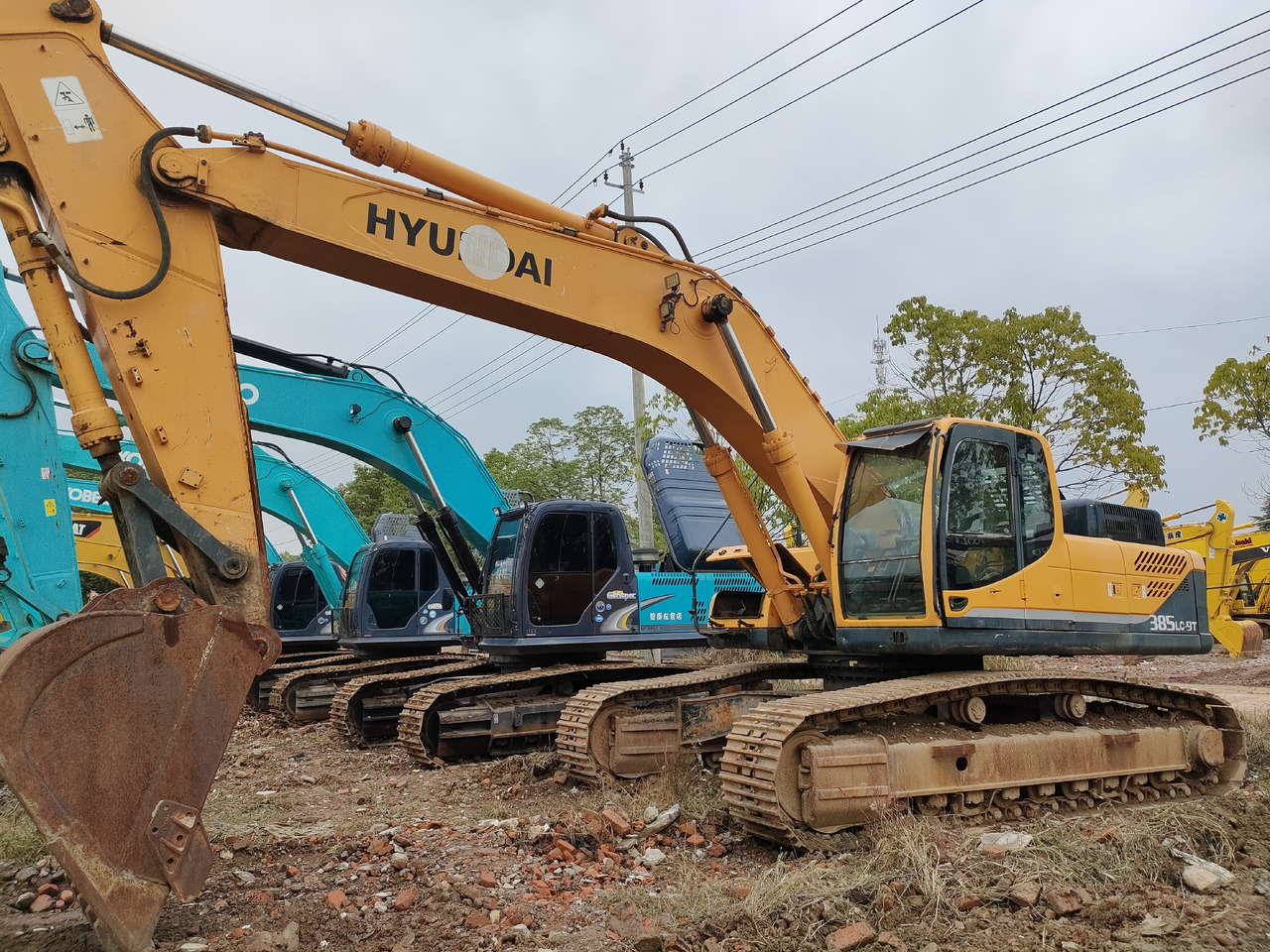 HYUNDAI R385LC-9T - Crawler excavator: picture 3 HYUNDAI R385LC-9T - Crawler excavator: picture 3