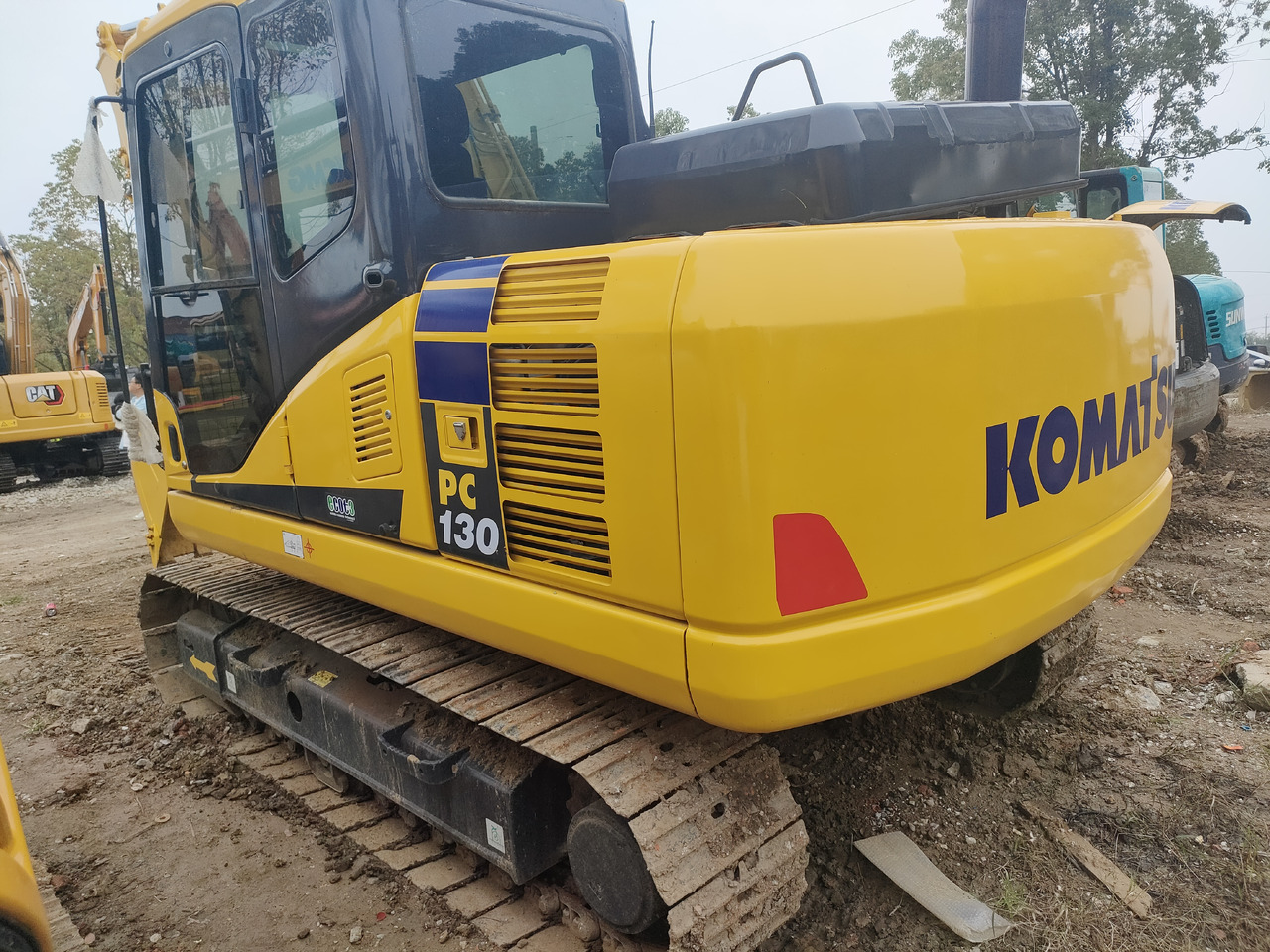 KOMATSU PC130-7 - Wheel excavator: picture 5 KOMATSU PC130-7 - Wheel excavator: picture 5