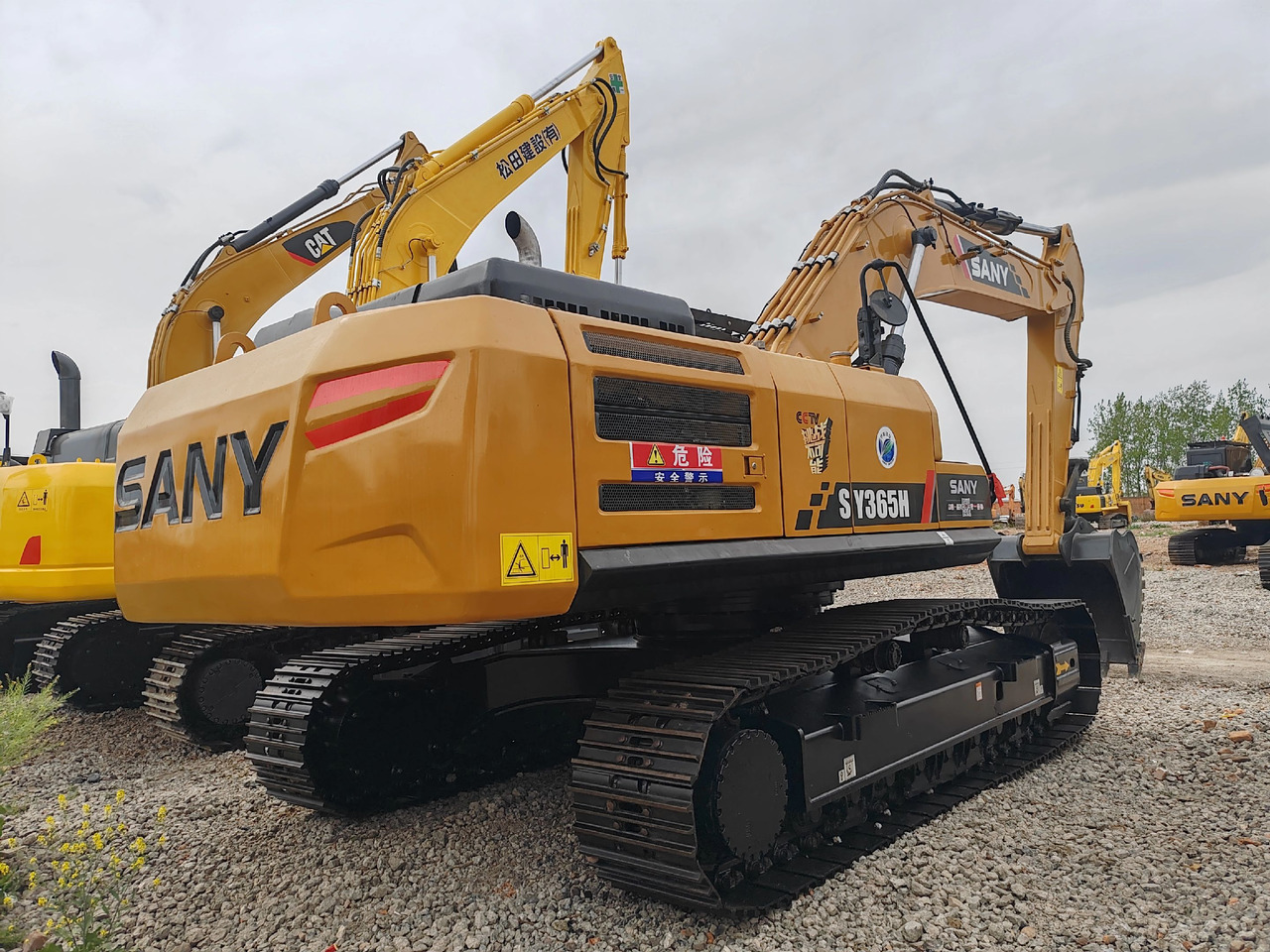 SANY SY365H - Crawler excavator: picture 4 SANY SY365H - Crawler excavator: picture 4