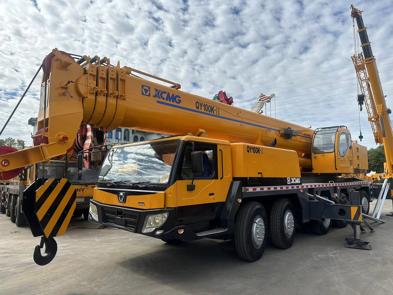 XCMG QY100K - Mobile crane: picture 1 XCMG QY100K - Mobile crane: picture 1