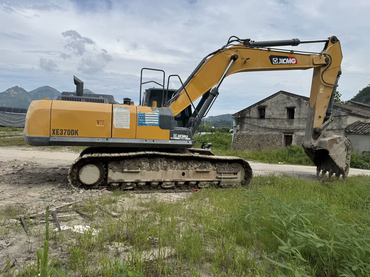 XCMG XE370DK - Crawler excavator: picture 3 XCMG XE370DK - Crawler excavator: picture 3