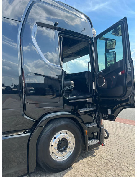 Tractor unit Scania R660 R660 6x2: picture 12