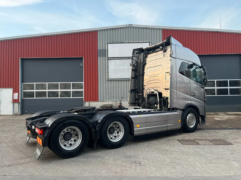 Volvo FH 16.650 FH16 6x4 - Tractor unit: picture 4 Volvo FH 16.650 FH16 6x4 - Tractor unit: picture 4