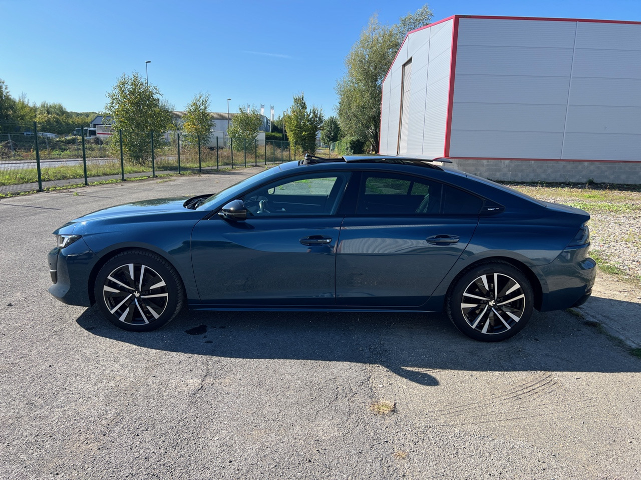 Sedan PEUGEOT 508 BlueHDi 180 ch S&S EAT8 GT: picture 8