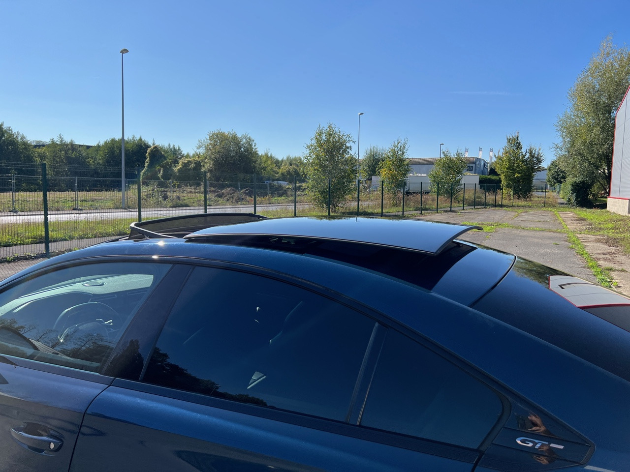Sedan PEUGEOT 508 BlueHDi 180 ch S&S EAT8 GT: picture 19