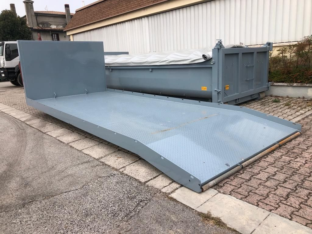CONTAINER NUOVO A PIANALE SENZA SPONDE - Roll-off container: picture 1 CONTAINER NUOVO A PIANALE SENZA SPONDE - Roll-off container: picture 1