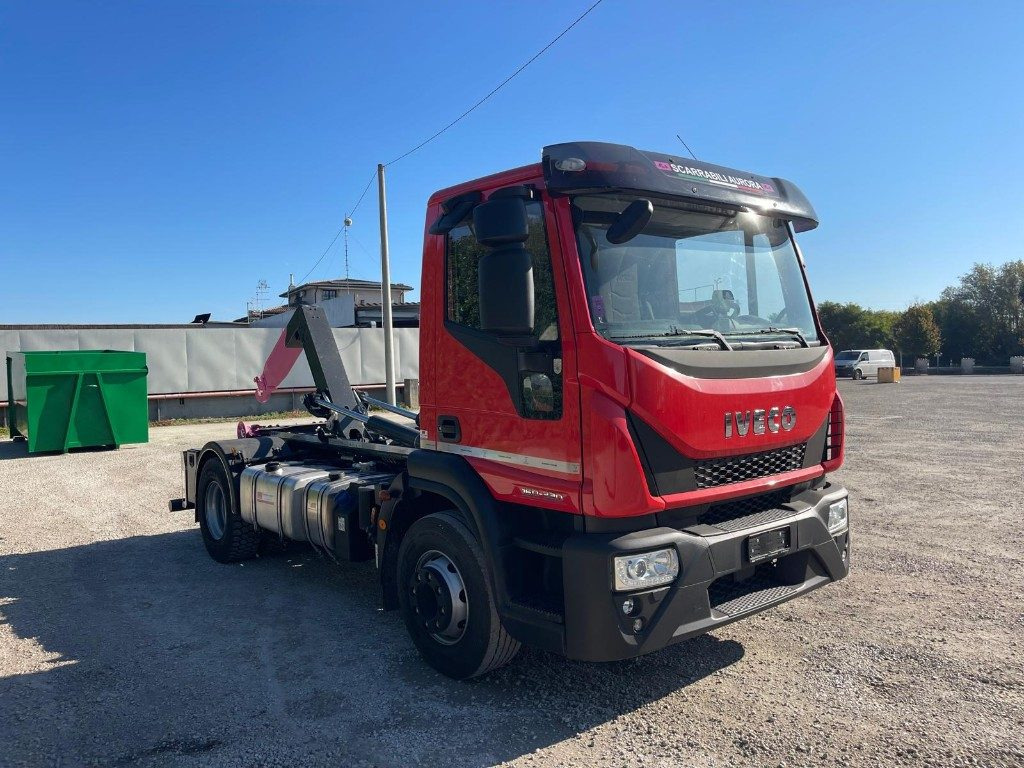 Hook lift truck IVECO EUROCARGO 160E SCARRABILE: picture 8