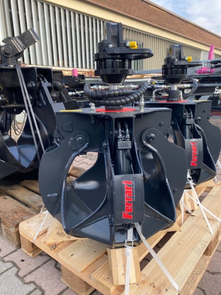 POLIPO NUOVO MARCA FERRARI 4 PALE - Other machinery: picture 1 POLIPO NUOVO MARCA FERRARI 4 PALE - Other machinery: picture 1