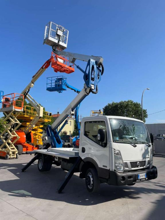 Multitel Pagliero HX195 - Truck mounted aerial platform: picture 1 Multitel Pagliero HX195 - Truck mounted aerial platform: picture 1