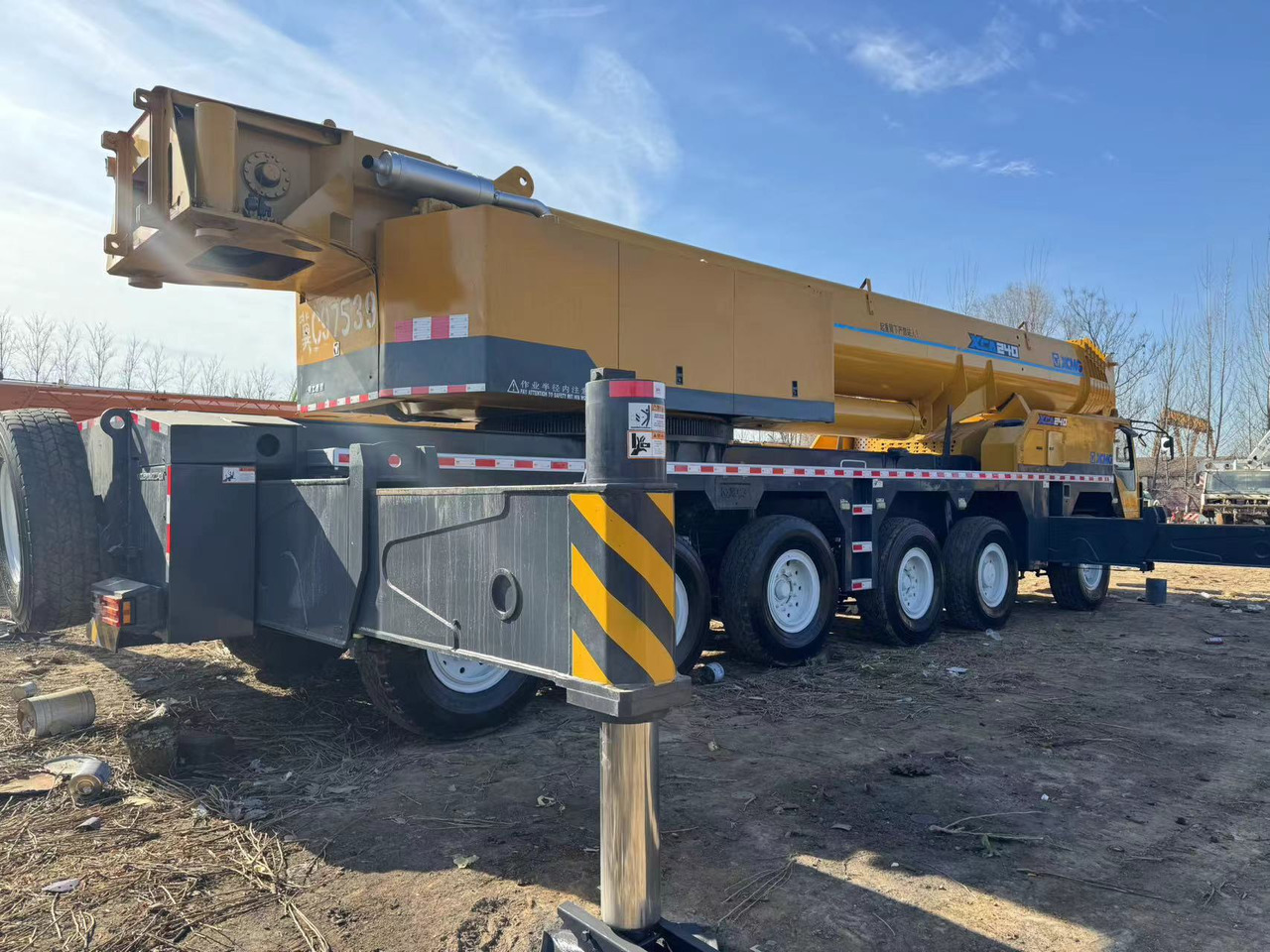 XCMG QAY240 XCT240 XCA240 QY240K 240 ton 250 ton 300 ton 260 ton 200 ton 220 ton crane - All terrain crane: picture 5 XCMG QAY240 XCT240 XCA240 QY240K 240 ton 250 ton 300 ton 260 ton 200 ton 220 ton crane - All terrain crane: picture 5