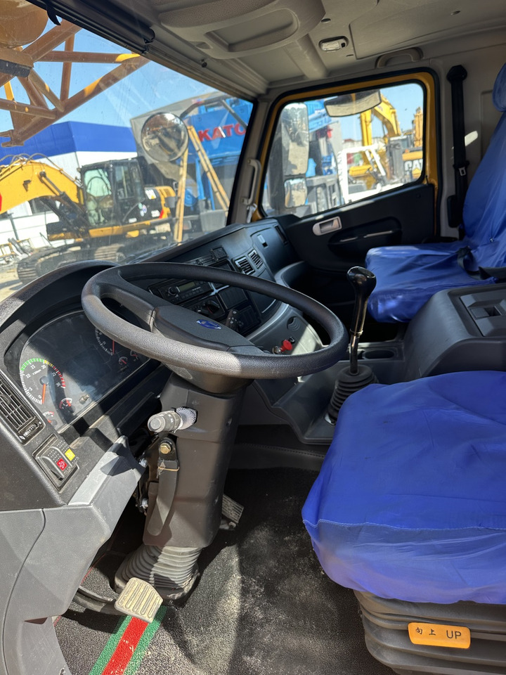 Mobile crane XCMG XCT55 XCT50 QY50KC QY50KA 55 ton 50 ton truck crane: picture 8 Mobile crane XCMG XCT55 XCT50 QY50KC QY50KA 55 ton 50 ton truck crane: picture 8