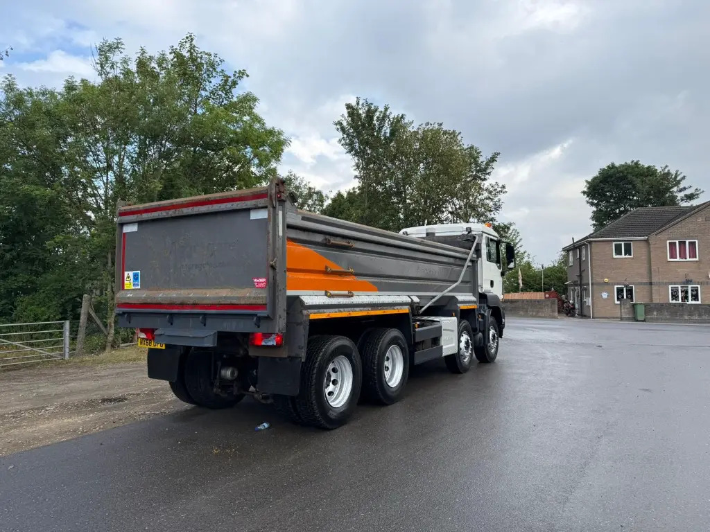 MAN TGS 35.420 8x4 Tipper (UFG) - Tipper: picture 2 MAN TGS 35.420 8x4 Tipper (UFG) - Tipper: picture 2