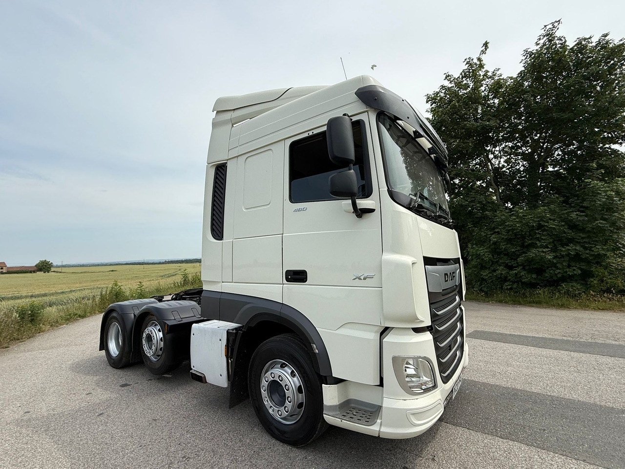 Leasing of DAF XF 105 480 RHD DAF XF 105 480 RHD: picture 25