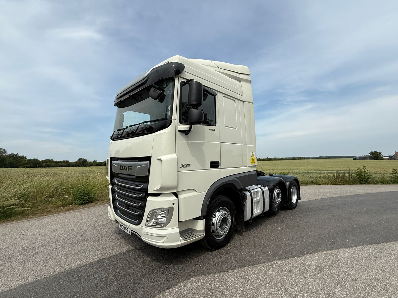 Leasing of DAF XF 105 480 RHD DAF XF 105 480 RHD: picture 12