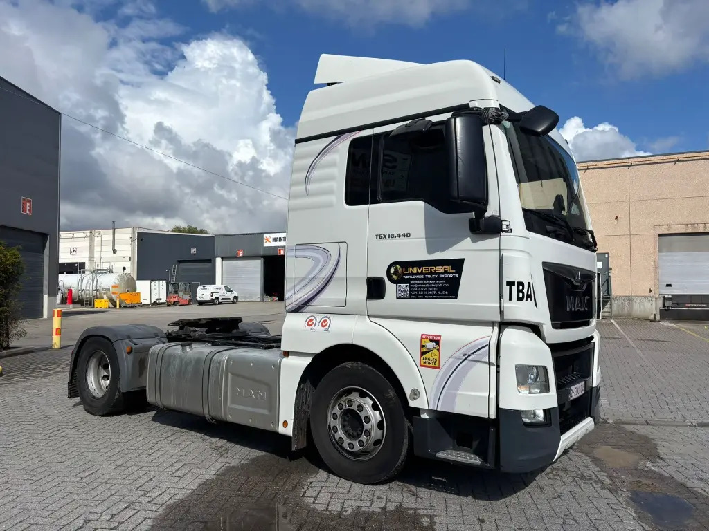 Tractor unit MAN TGX 18.440 XLX: picture 8
