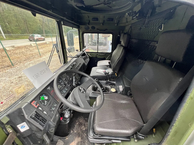 MAN KAT 25.422DFAEG 6X6 CABIN CHASSIS - TWIST LOCKS SYSTEM - Truck: picture 4 MAN KAT 25.422DFAEG 6X6 CABIN CHASSIS - TWIST LOCKS SYSTEM - Truck: picture 4