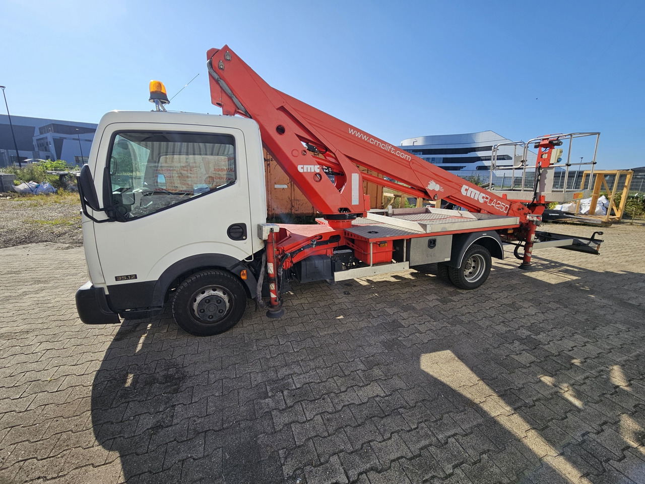 Leasing of Nissan Cabstar CMC PLA 250 - 25m TOP nur 420 Stunden! Nissan Cabstar CMC PLA 250 - 25m TOP nur 420 Stunden!: picture 7
