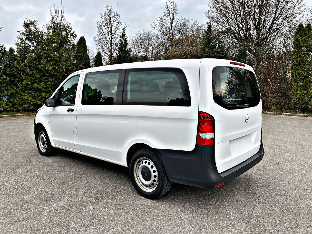 Mercedes-Benz Vito Tourer 114 CDI|Pro|Allrad|lang|8-Sitze|19% - Passenger van: picture 5 Mercedes-Benz Vito Tourer 114 CDI|Pro|Allrad|lang|8-Sitze|19% - Passenger van: picture 5