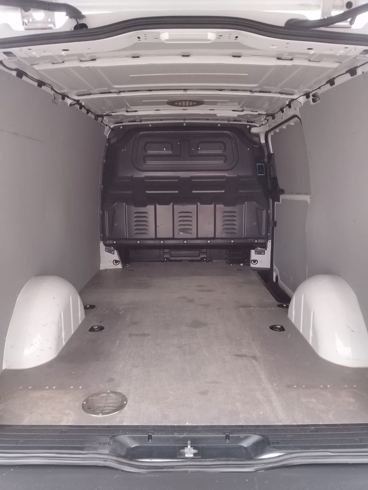 Panel van Mercedes-Benz VITO 116 CDI: picture 19