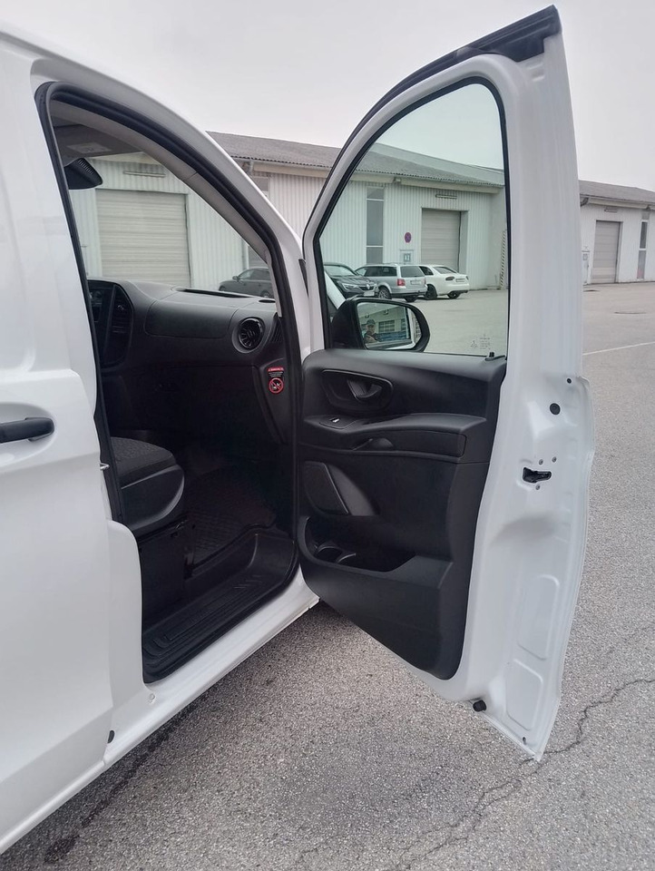 Panel van Mercedes-Benz VITO 116 CDI: picture 14