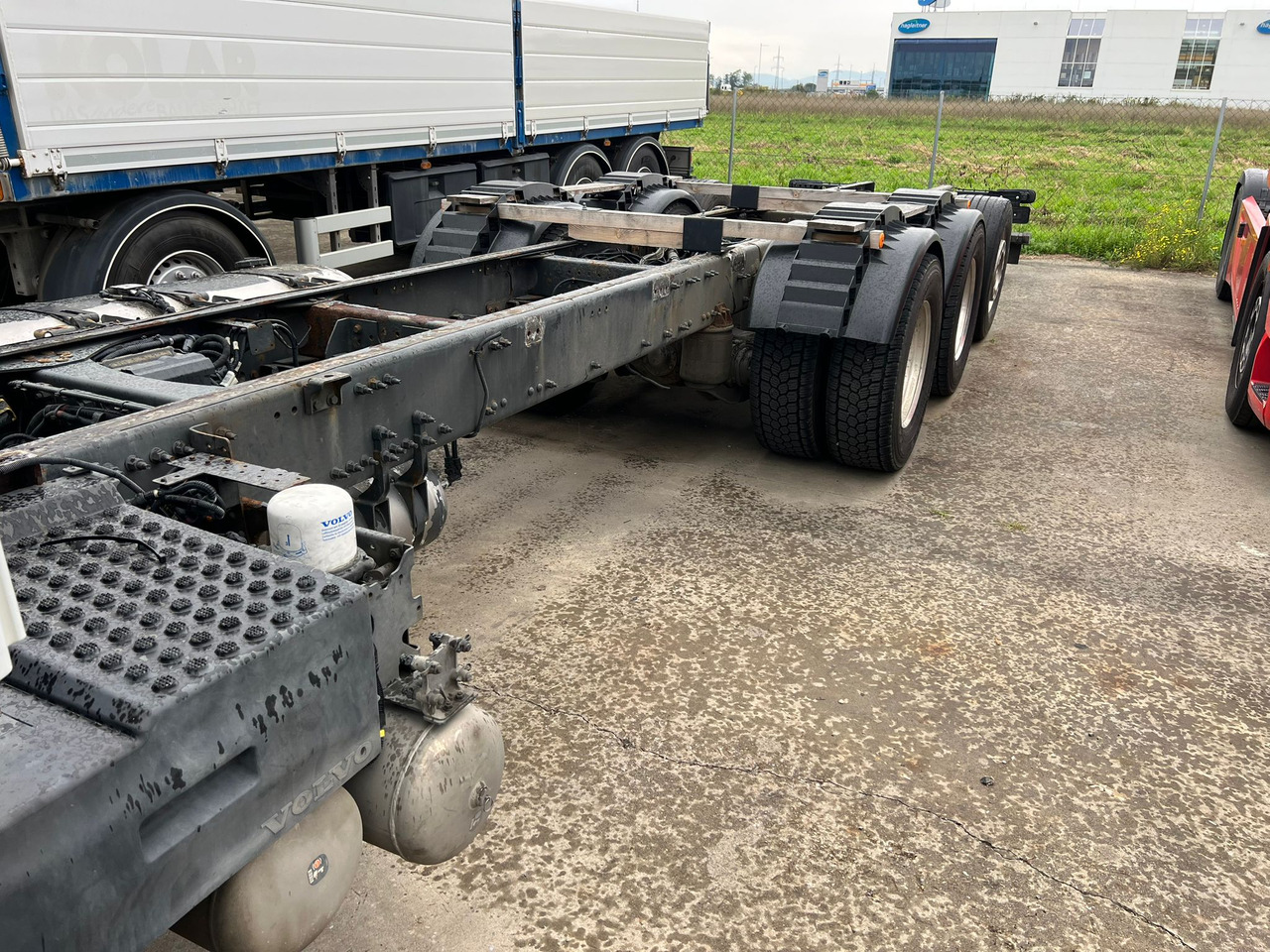 VOLVO FH 540 8x4 Fahrgestell - Cab chassis truck: picture 5 VOLVO FH 540 8x4 Fahrgestell - Cab chassis truck: picture 5