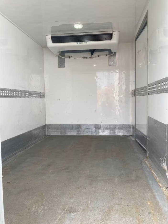 Refrigerated van for transportation of food Mercedes-Benz Sprinter AWD 316: picture 13 Refrigerated van for transportation of food Mercedes-Benz Sprinter AWD 316: picture 13