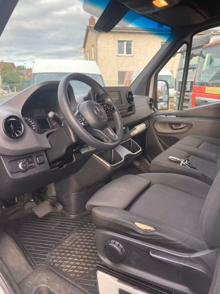 Refrigerated van for transportation of food Mercedes-Benz Sprinter AWD 316: picture 15 Refrigerated van for transportation of food Mercedes-Benz Sprinter AWD 316: picture 15