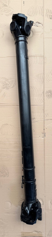 SCANIA P600 - Drive shaft: picture 1 SCANIA P600 - Drive shaft: picture 1