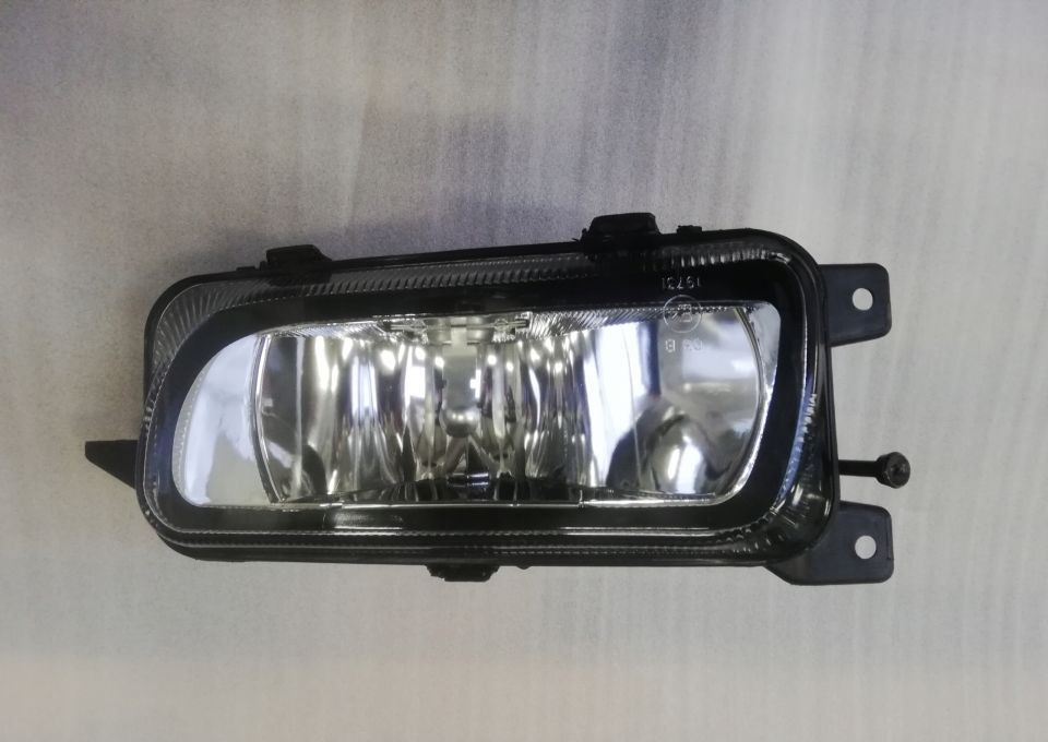 HALOGEN MERCEDES ACTROS MP3 MP3 LH - Headlight for Truck: picture 5 HALOGEN MERCEDES ACTROS MP3 MP3 LH - Headlight for Truck: picture 5