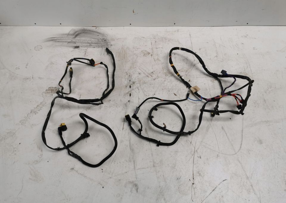 INSTALACJA ZDERZAKA VOLVO FL EURO 6 - Cables/ Wire harness for Truck: picture 1 INSTALACJA ZDERZAKA VOLVO FL EURO 6 - Cables/ Wire harness for Truck: picture 1