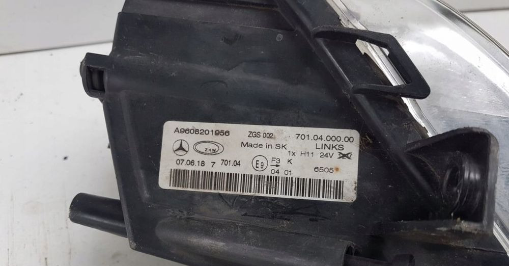 LAMPA HALOGEN MERCEDES ANTOS A9608201956 - Headlight: picture 3 LAMPA HALOGEN MERCEDES ANTOS A9608201956 - Headlight: picture 3